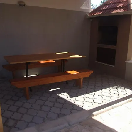شقة Mandina