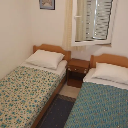 Mandina Apartman Sevid