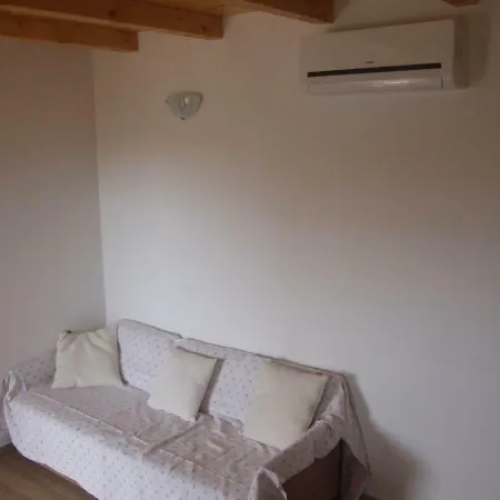 Mandina Apartman Sevid