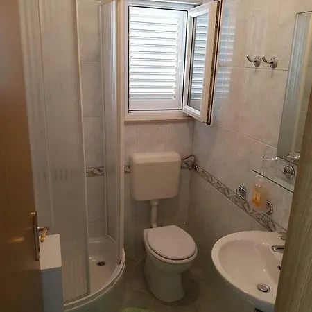 Apartament Mandina *