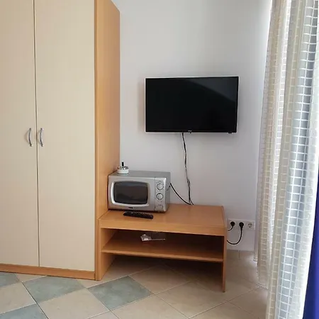 Mandina Apartament Sevid